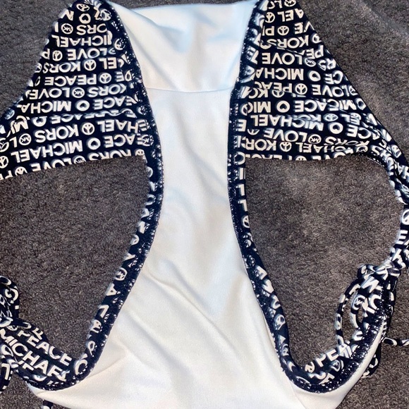 Michael Kors Peace and Love, Black and White, 2 piece String bikini. - Picture 6 of 6